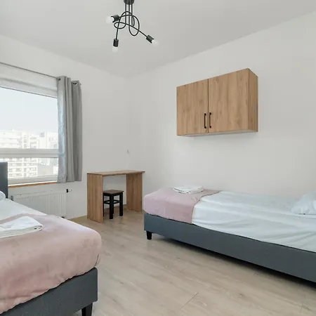 Lejlighed Przestronny W Poznaniu Z Trzema Sypialniami 2 Miejsca Postojowe By Renters